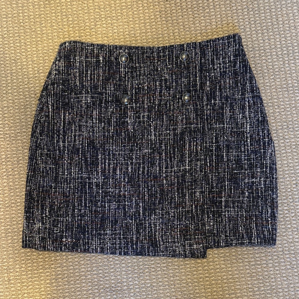 NWT boucle skirt